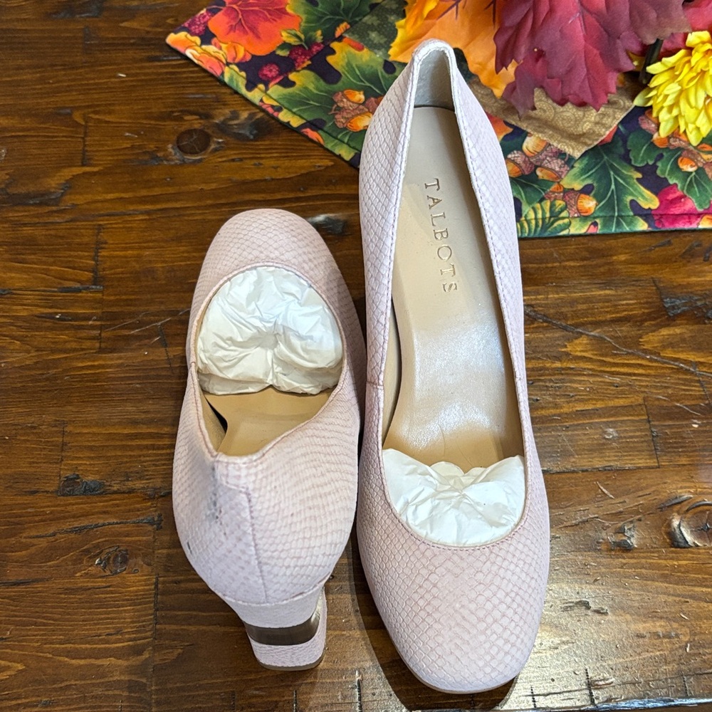 Talbots Women's Blush Textured Heels